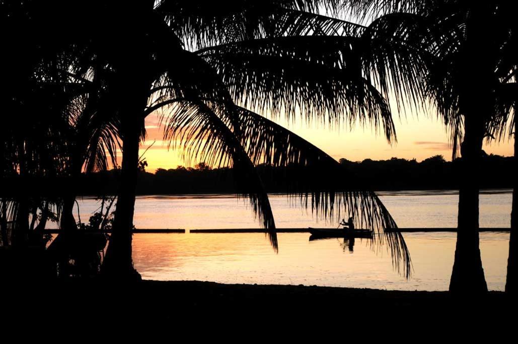 Overbridge River Resort Paramaribo Luaran gambar